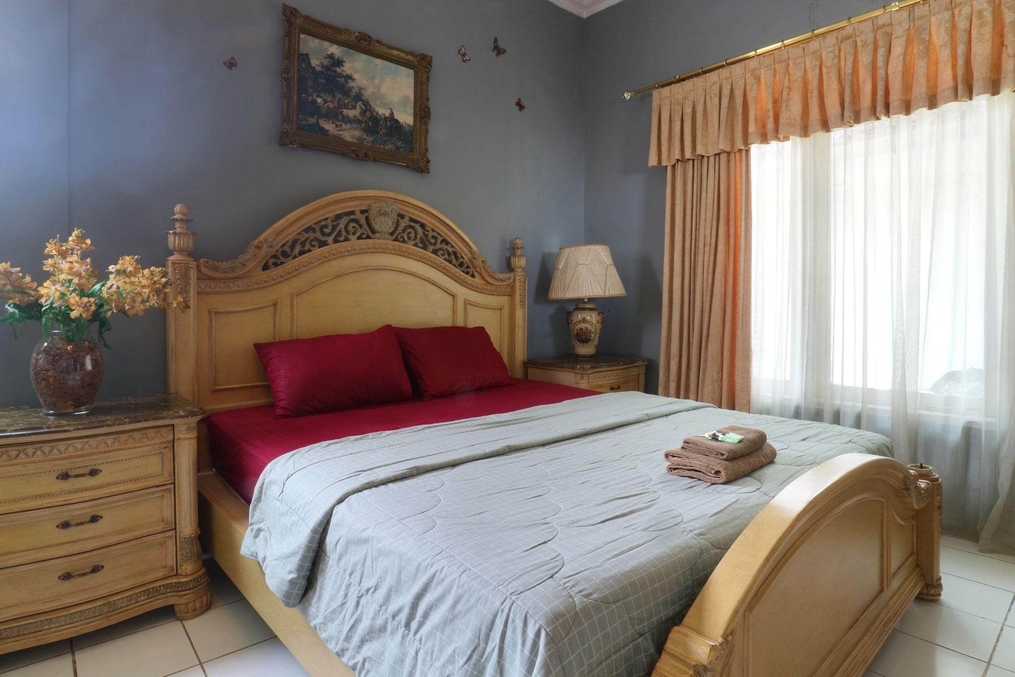 Villa Sri Manganti Джакарта Экстерьер фото