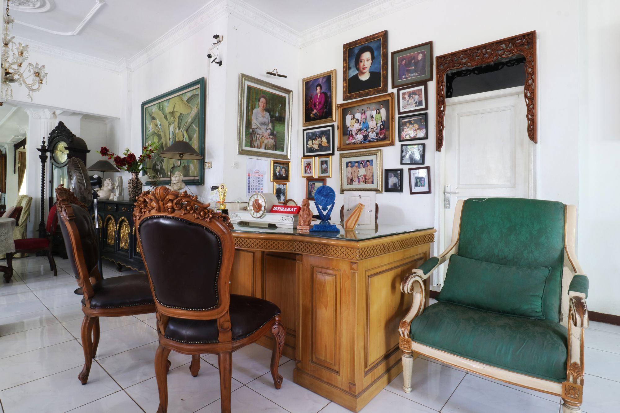 Villa Sri Manganti Джакарта Экстерьер фото