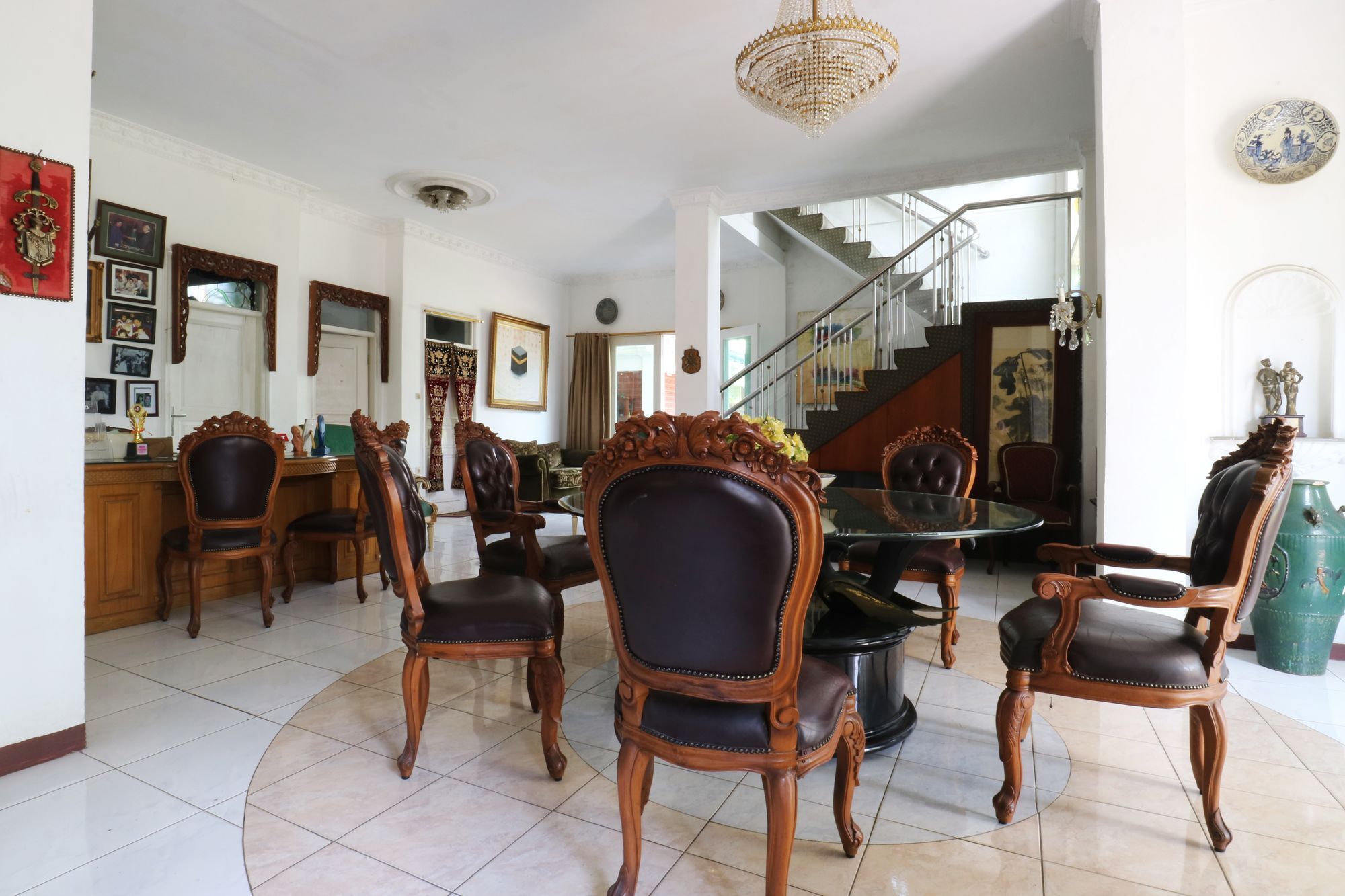 Villa Sri Manganti Джакарта Экстерьер фото